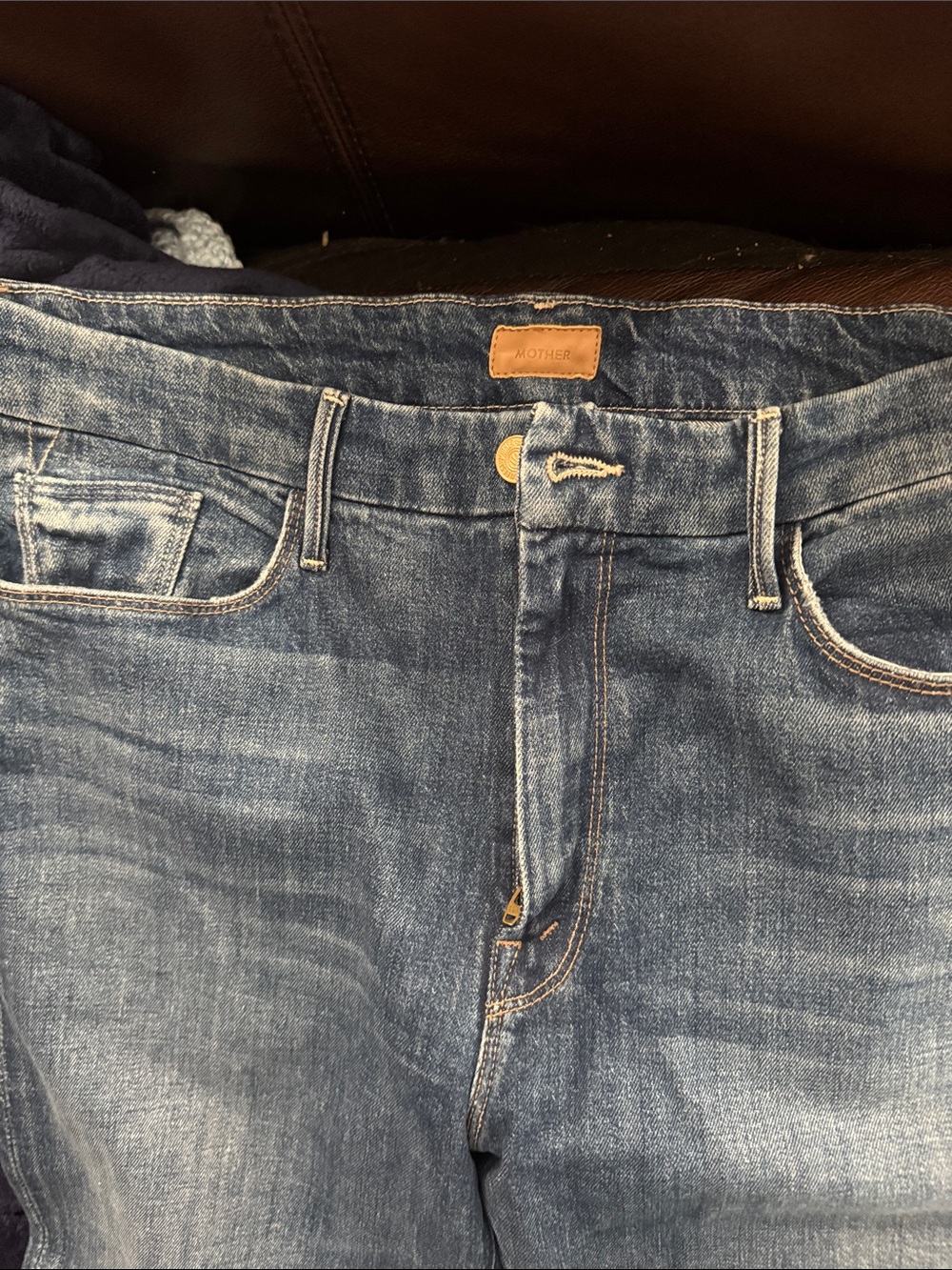 MOTHER Medium Blue Cropped Ankle Jeans - Picture 3 of 5